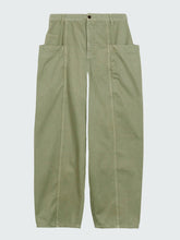 Organic Cotton Barrel Trouser in Bayleaf Green - Croft
