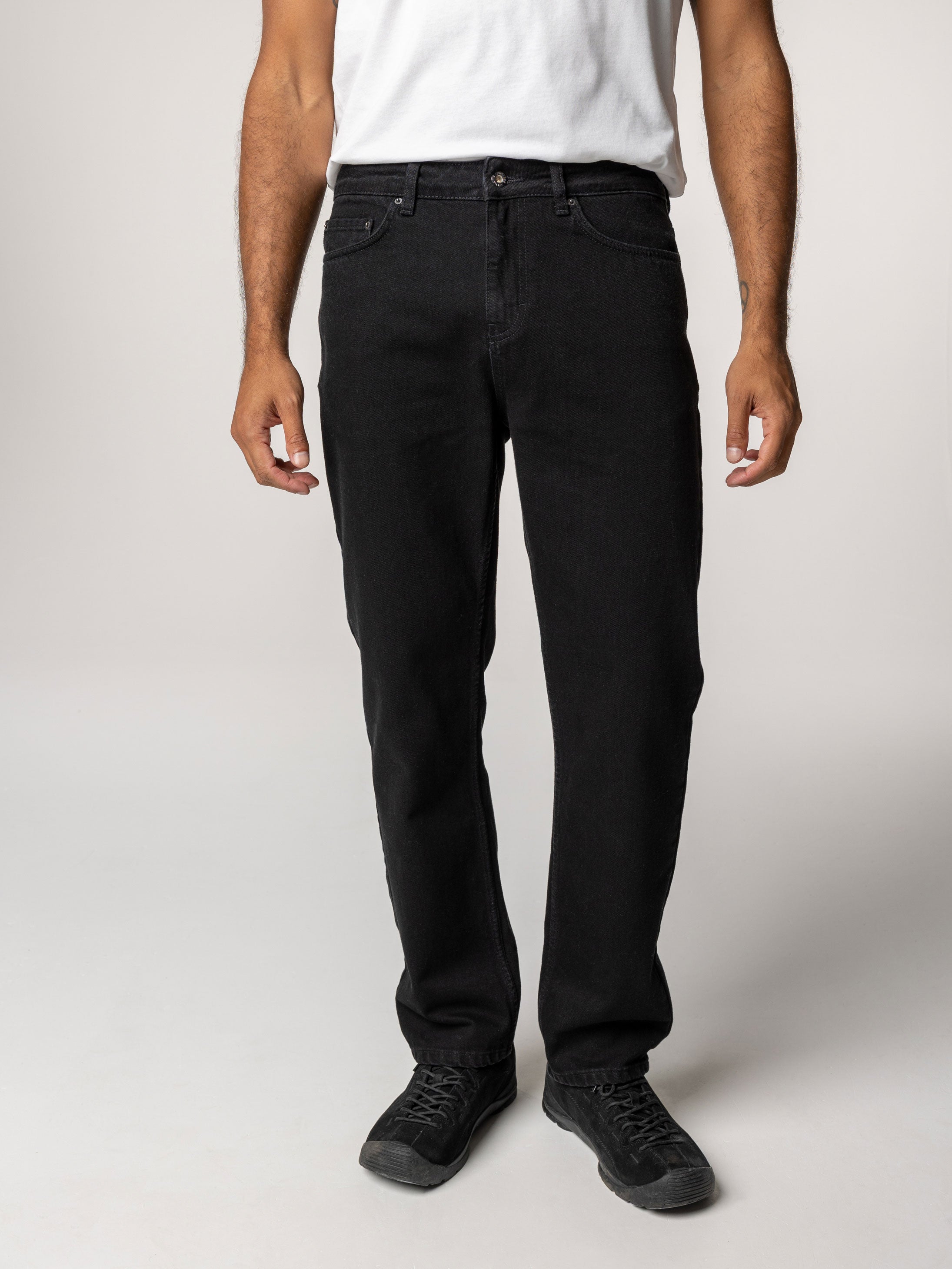 Organic Cotton Twill Jean in Black - Marin