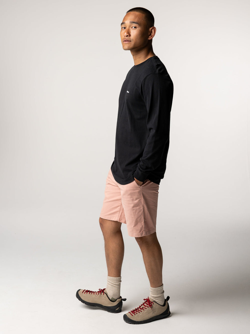 Harlyn Logo Long Sleeve T-Shirt in Black