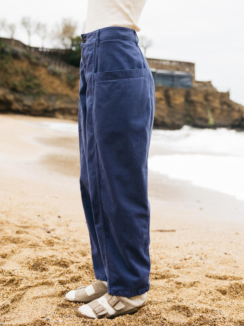 Organic Cotton Barrel Trouser in Navy - Croft