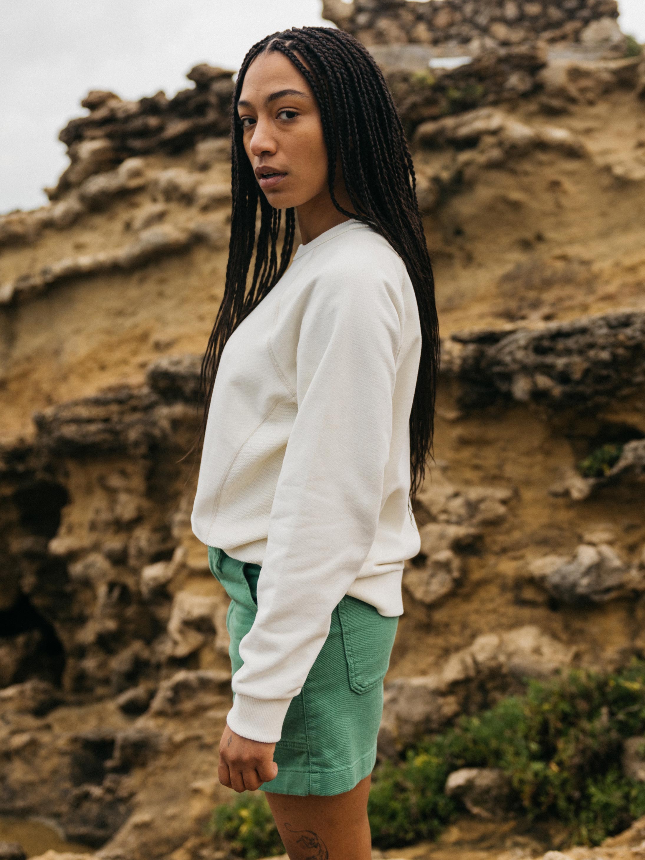 Organic Retro Sweatshirt in Ecru - Serpentine