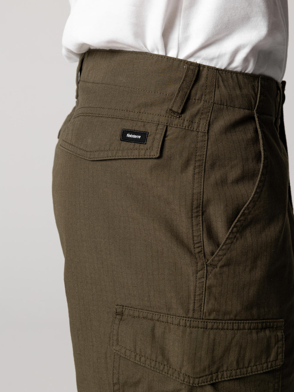 Organic Cotton Cargo Shorts in Olive - Clipper