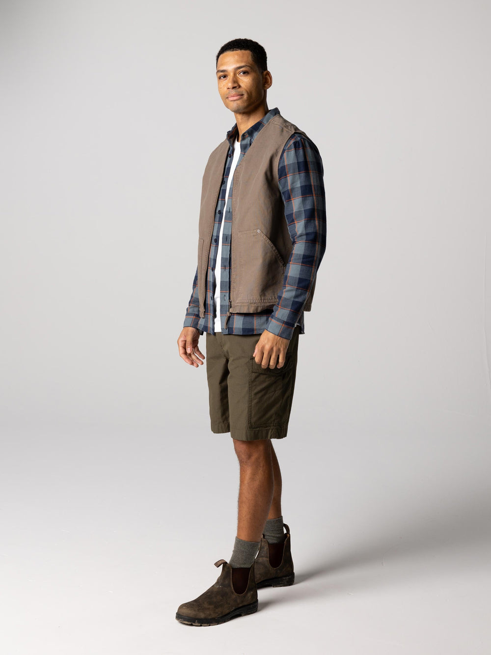 Organic Cotton Cargo Shorts in Olive - Clipper