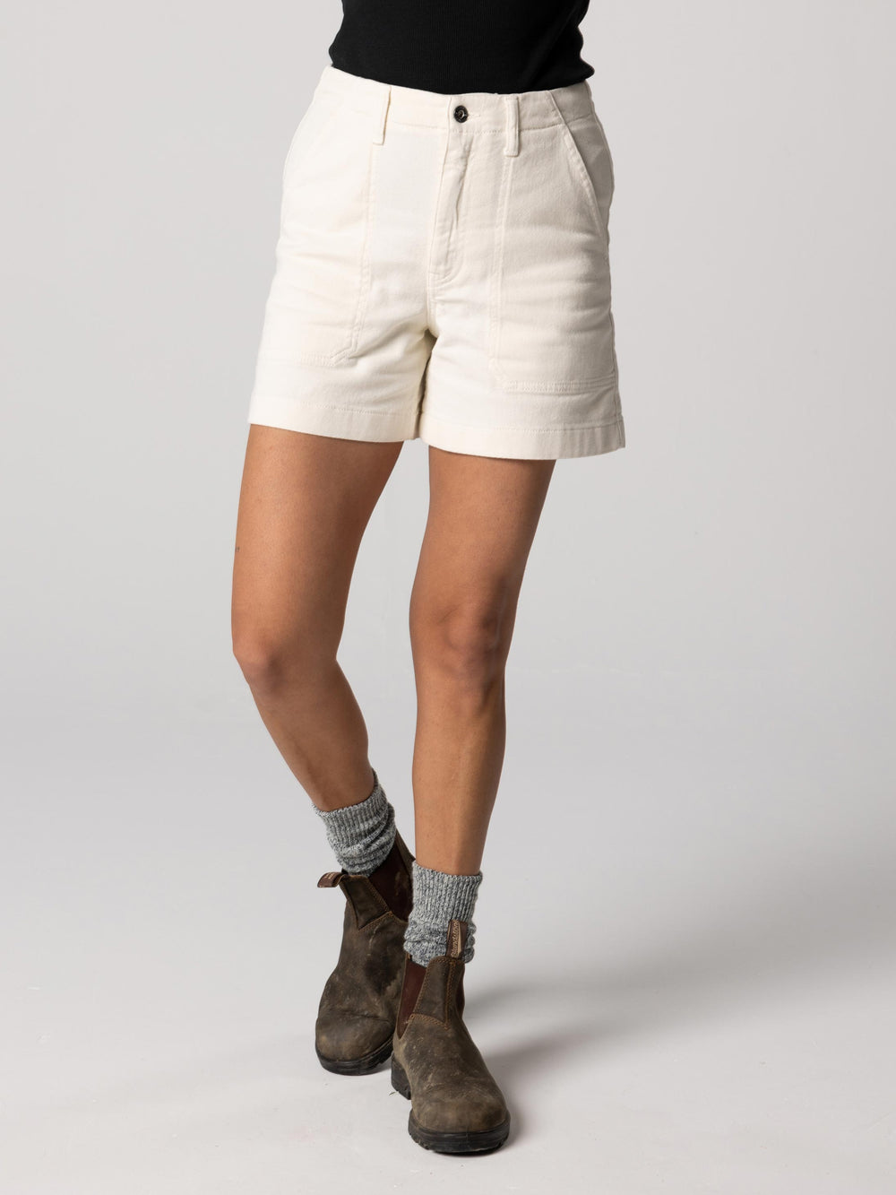 Yarrel Canvas Short in Ecru