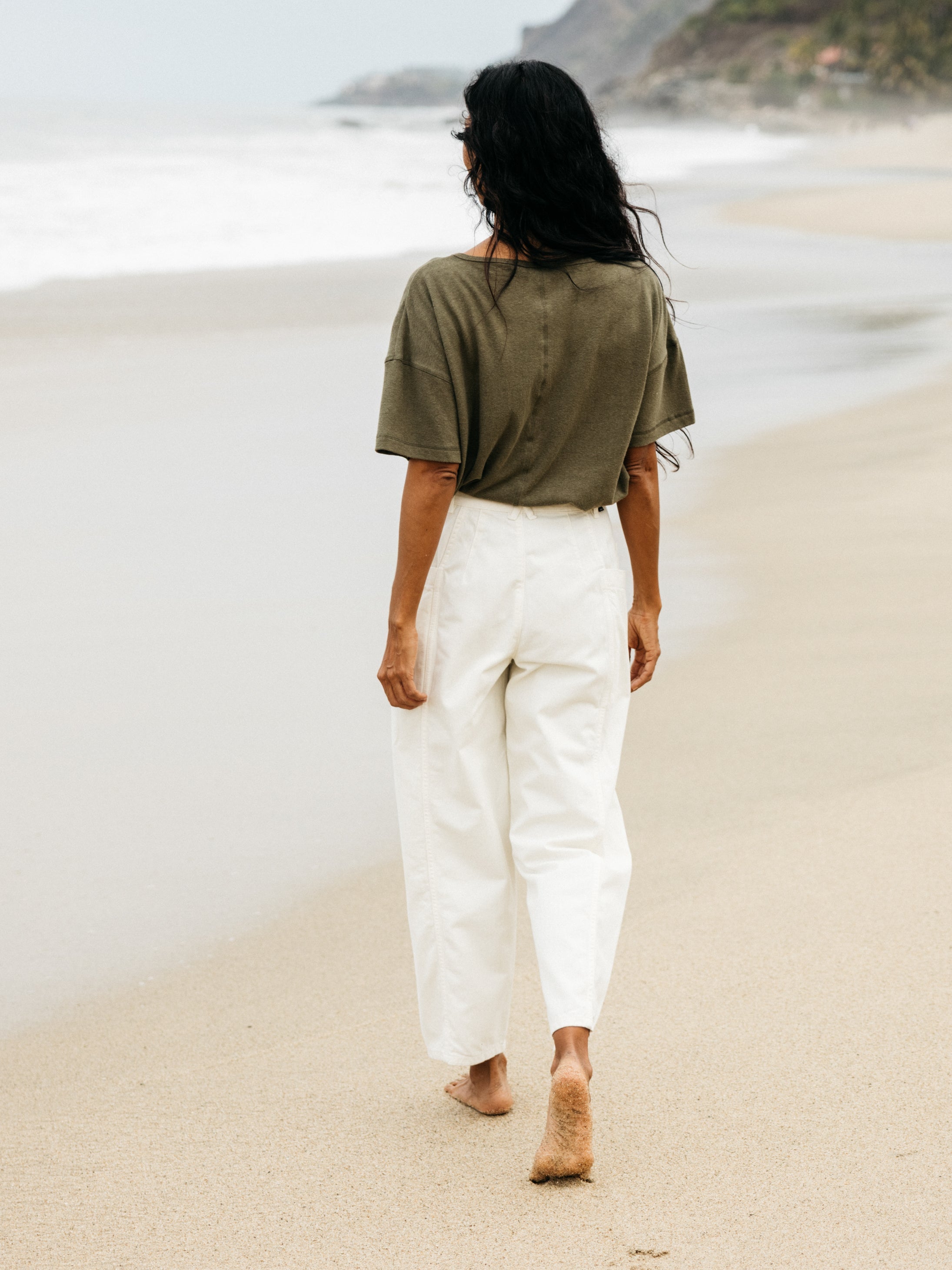 Organic Cotton Barrel Trouser in Ecru - Croft