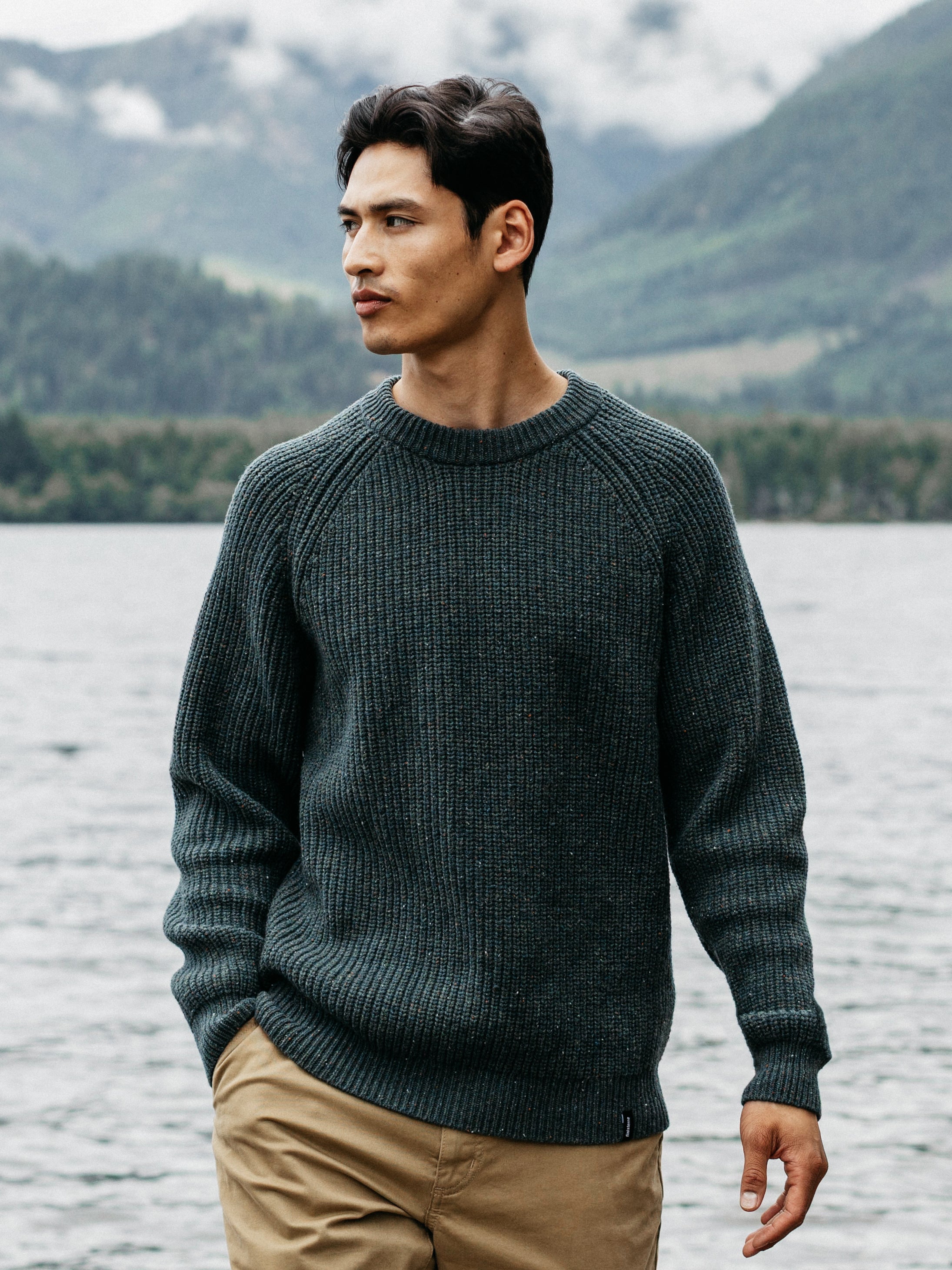 Wool Jumper in Marine - Mora