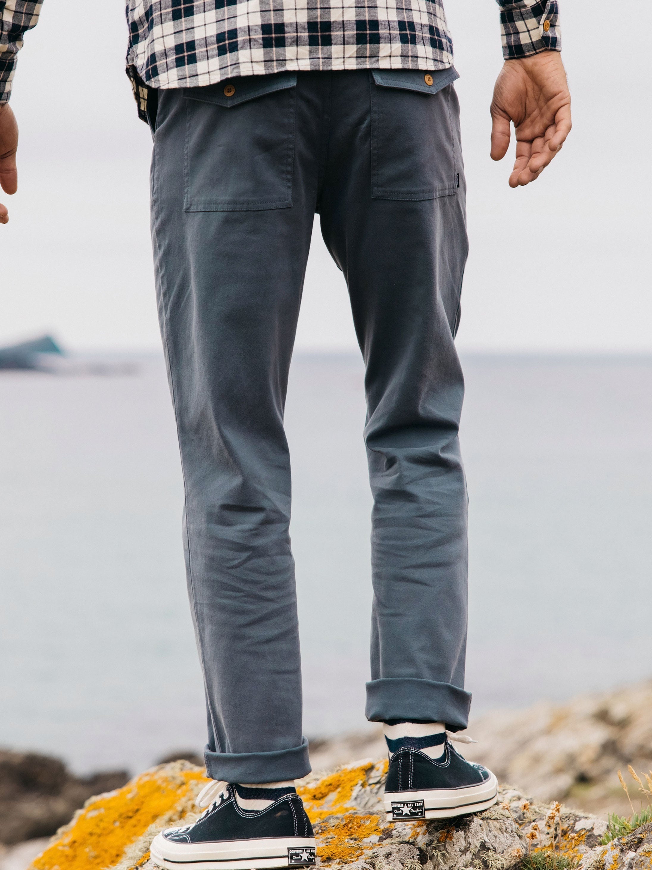 Koerner Trouser in Airforce Blue