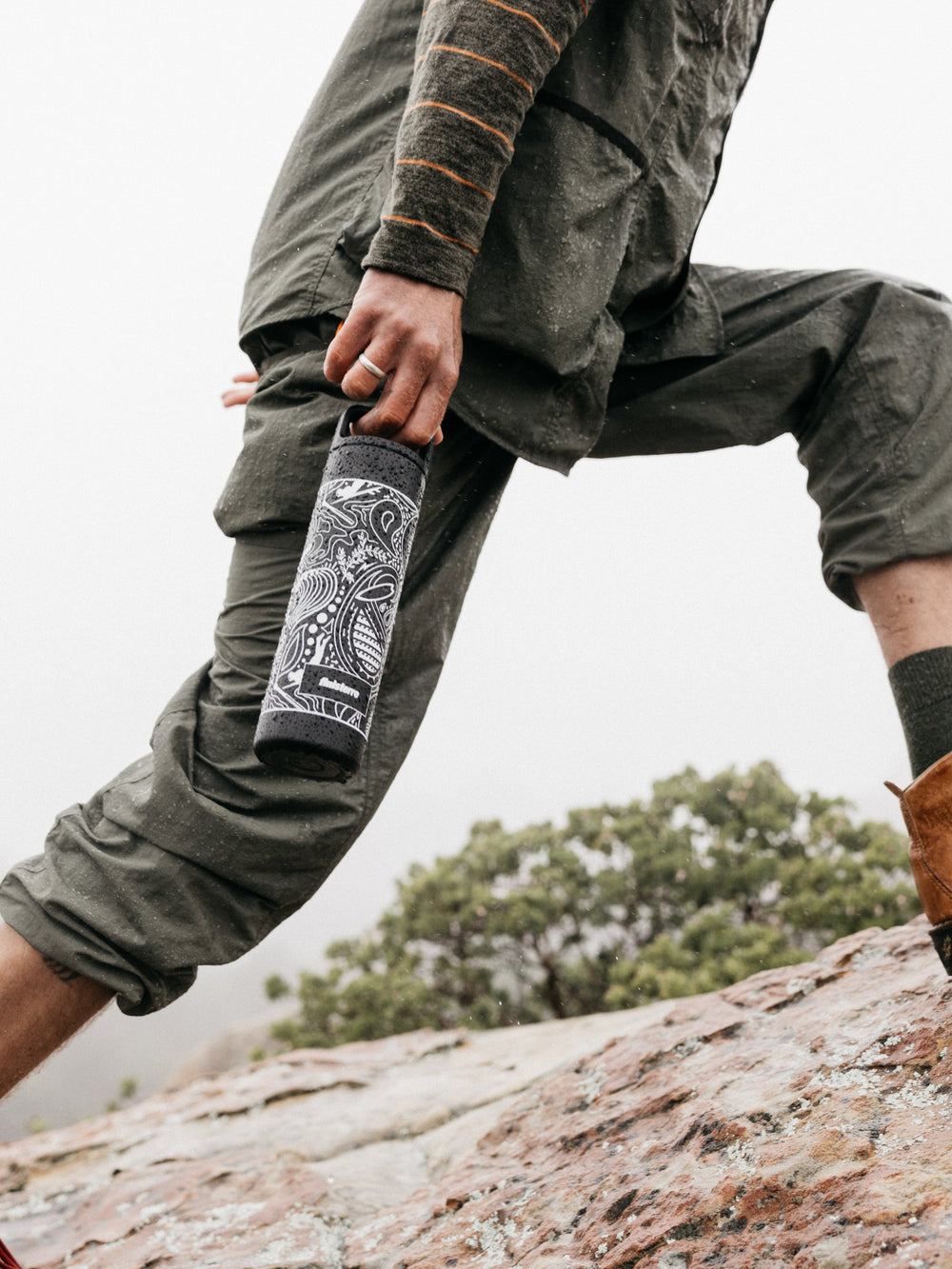 MiiR 20oz Wide Mouth Bottle in Black Paisley