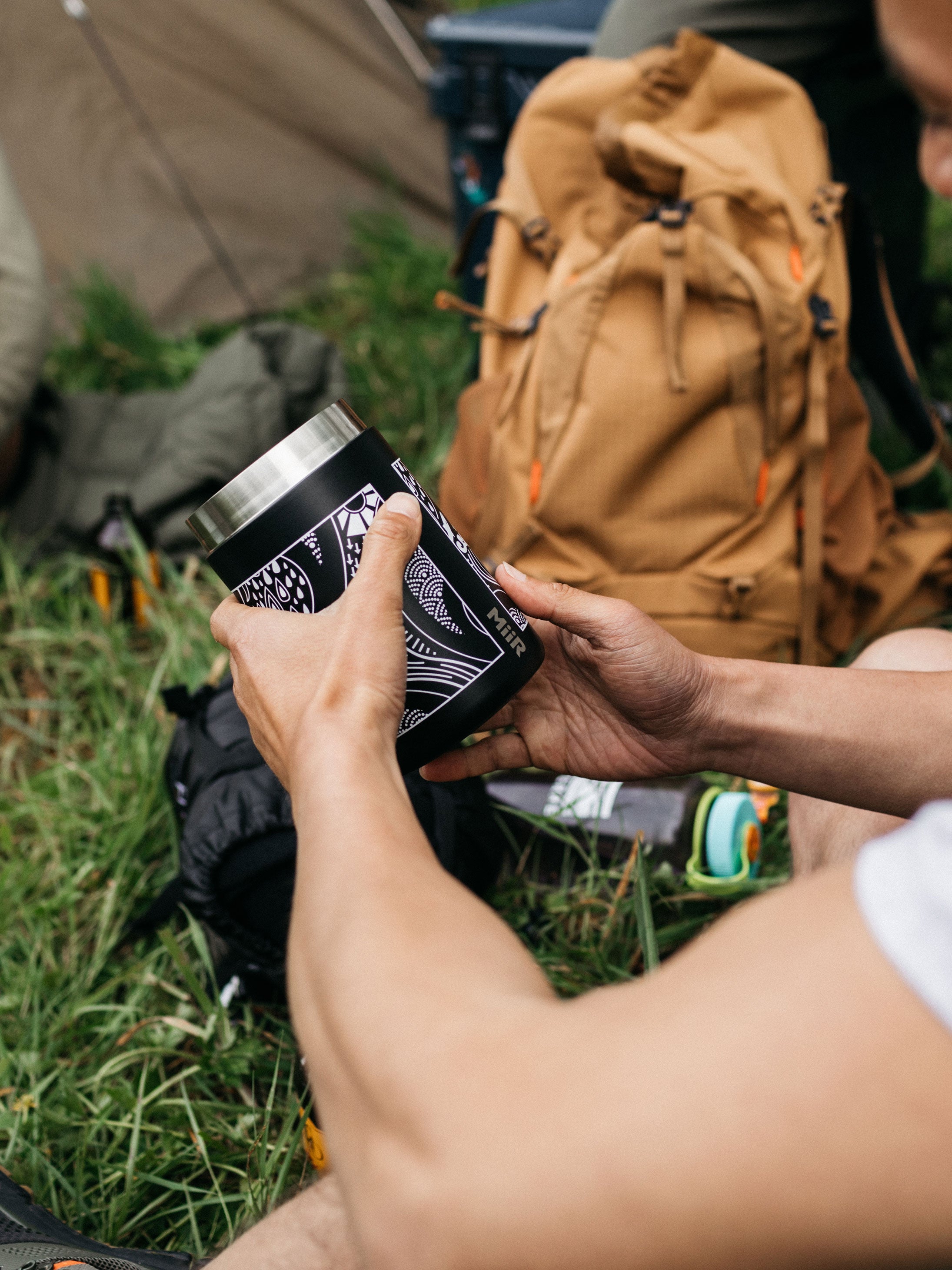 MiiR 24oz Food Flask in Black Paisley