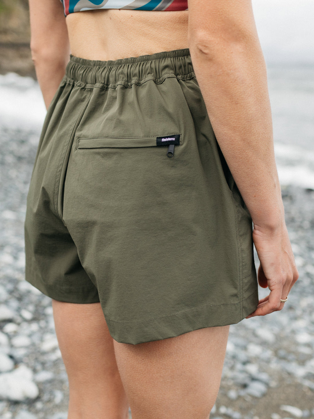 Recycled Hybrid Short in Olive - Walker