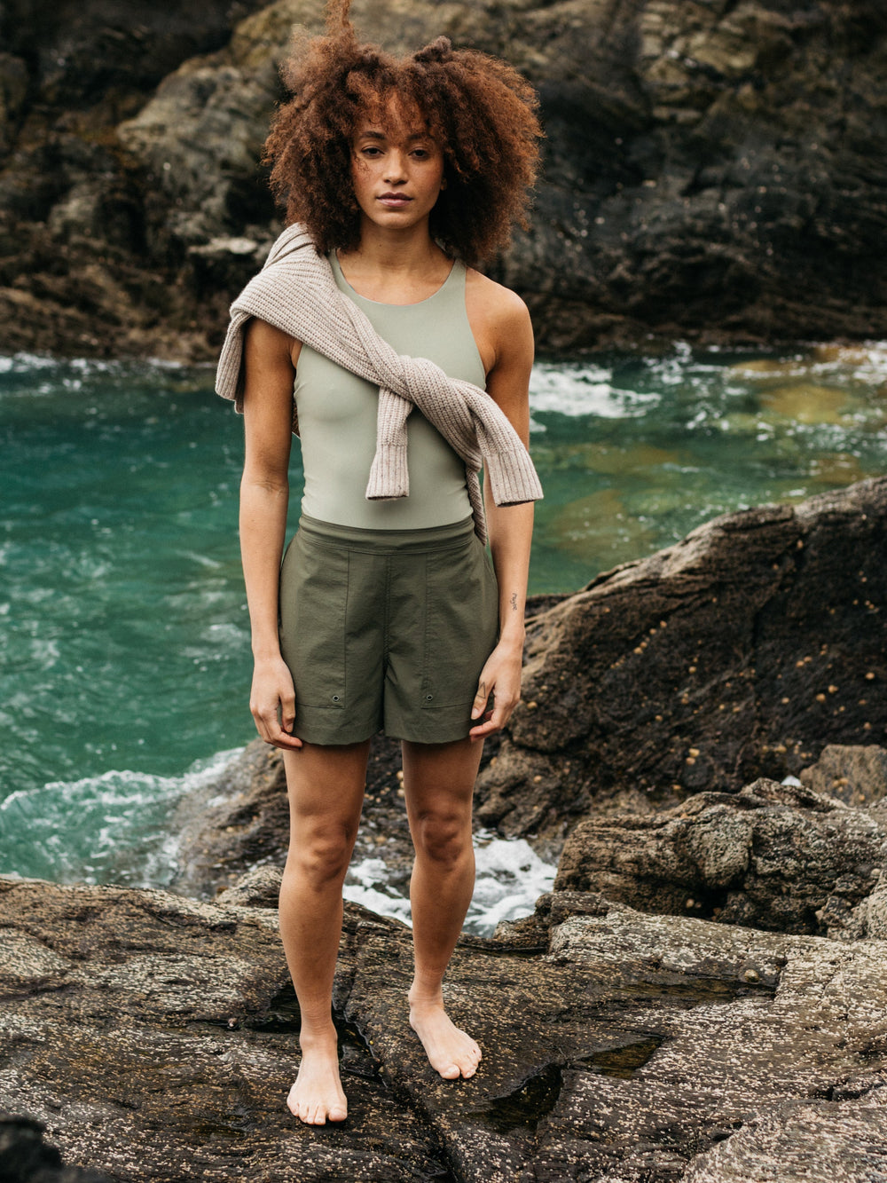 Recycled Hybrid Short in Olive - Walker