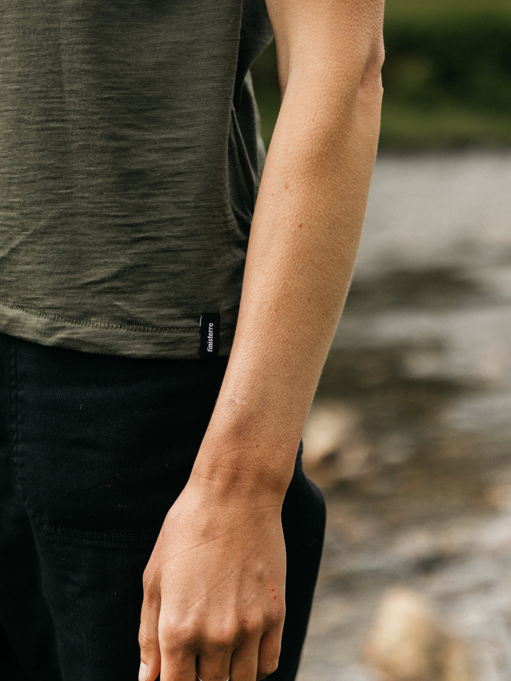 Merino T-Shirt Baselayer in Olive - Seeker