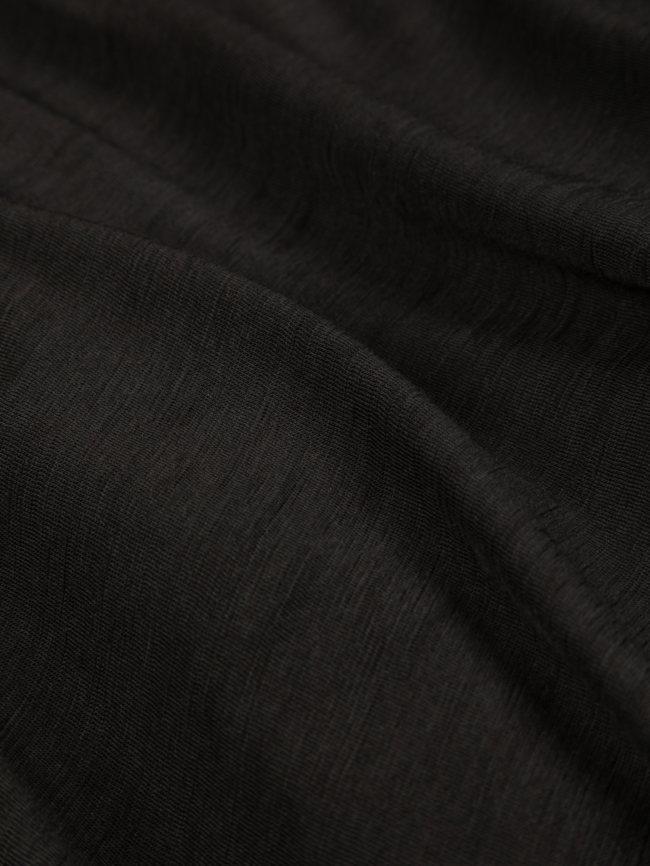 Merino Long Sleeve Baselayer in Raven Black - Seeker