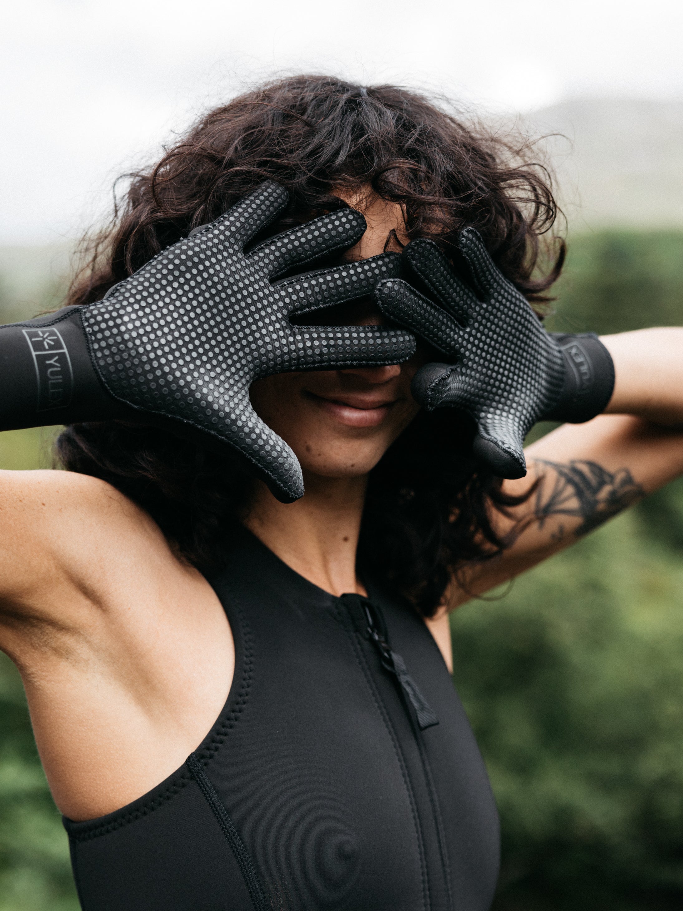 Unisex Yulex Natural Rubber 2mm Gloves