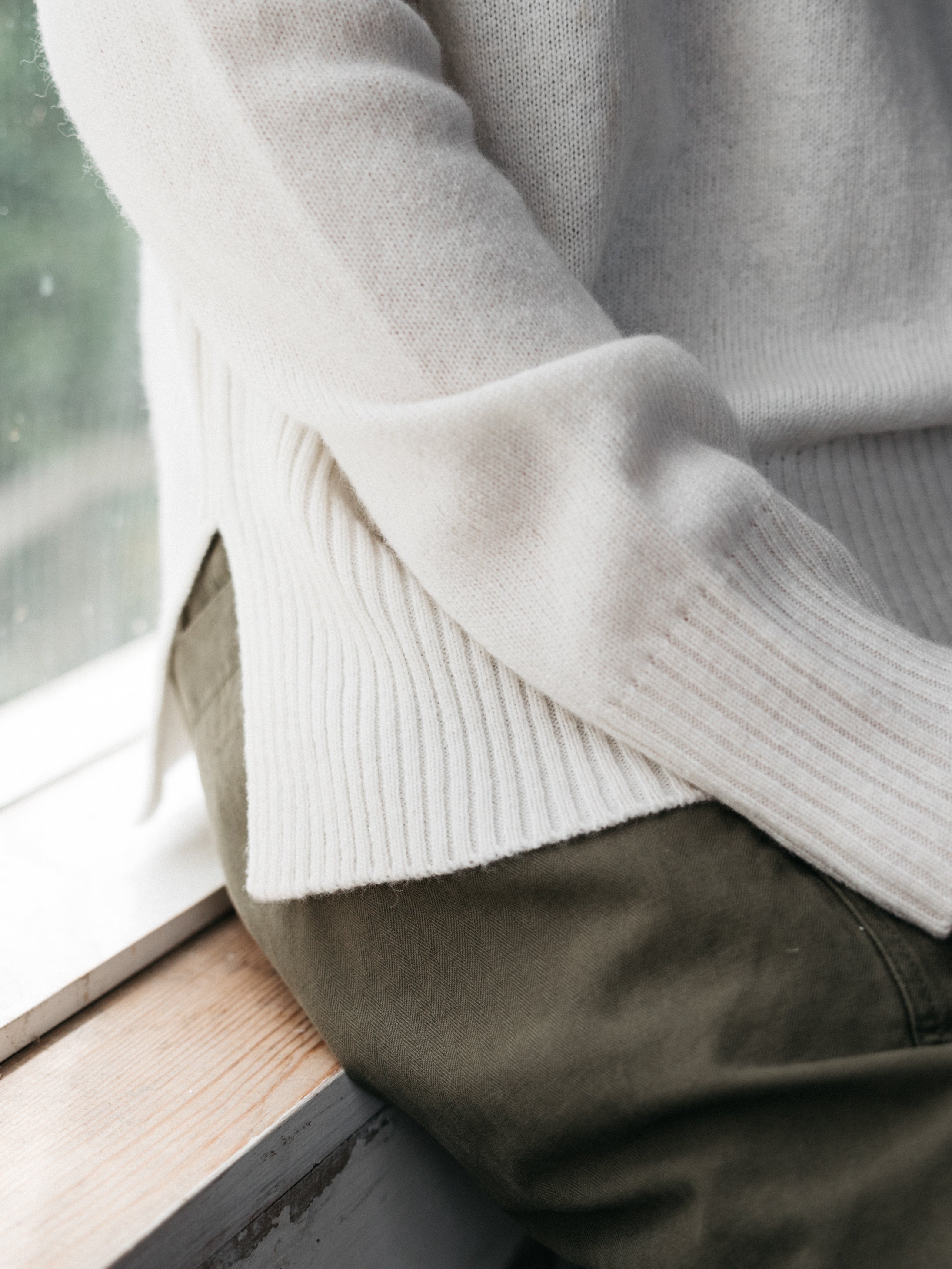 Wool Ribbed Knit Jumper in Ecru - Cavan