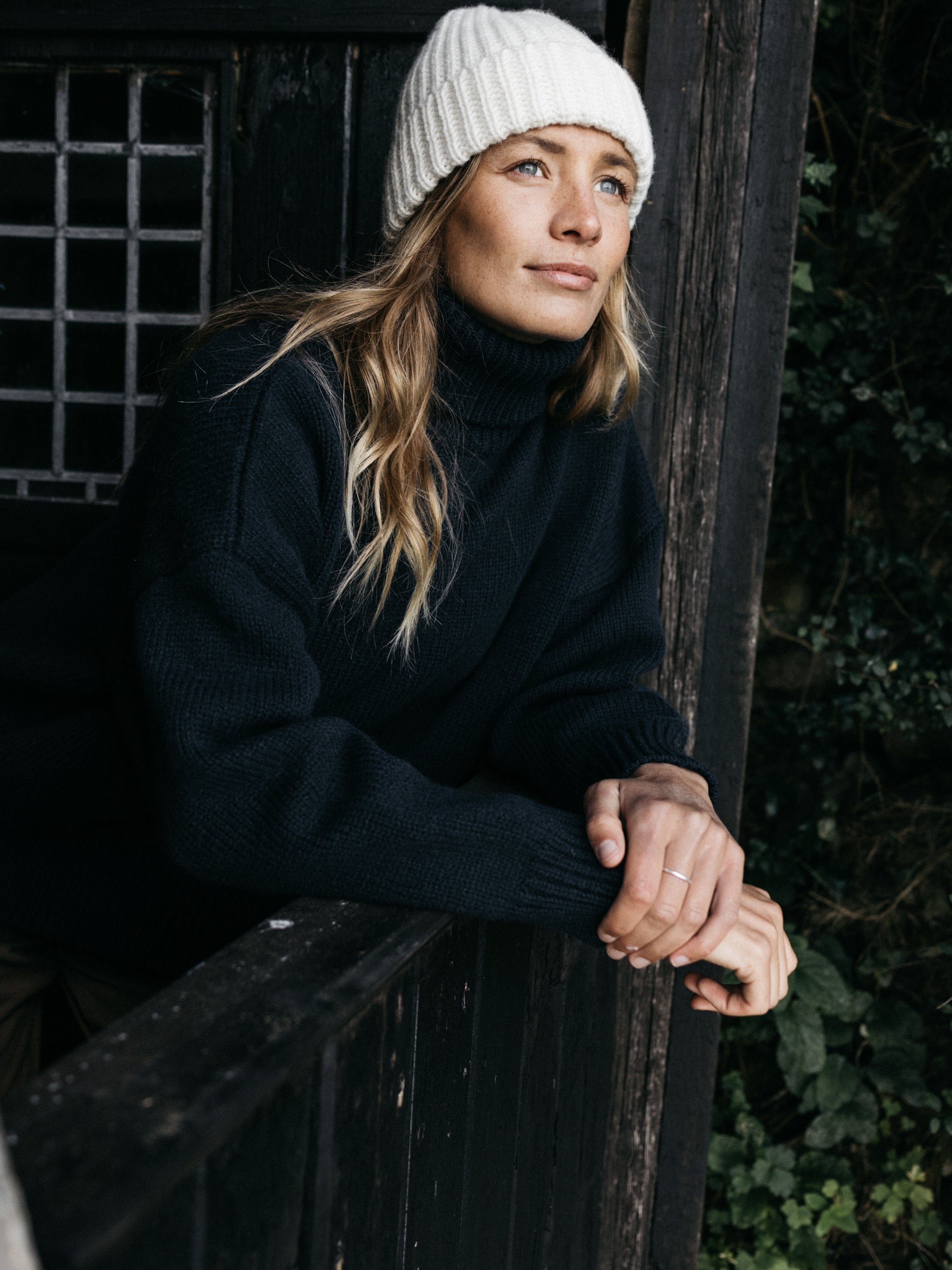 Roll Neck Knit Jumper in Navy - Eyre